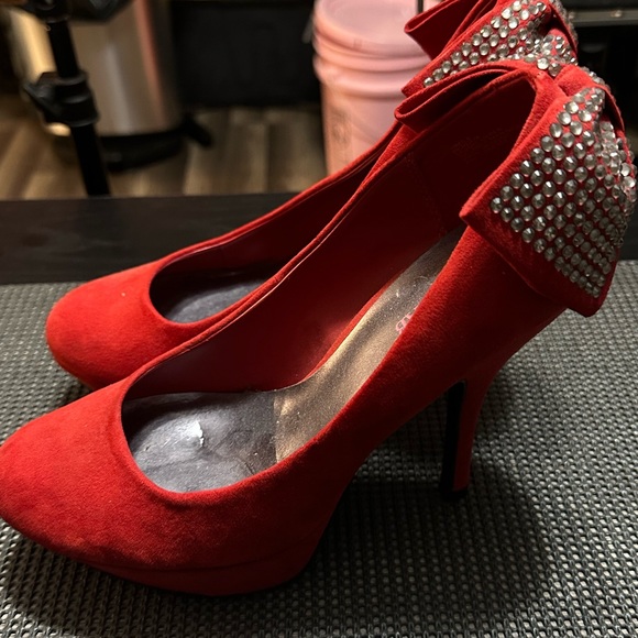 Red Faux Suede w/ Rhinestone Bow - Picture 2 of 4